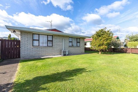 Photo of property in 11unit Albert Street, Paeroa, 3600