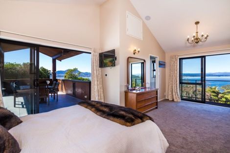 Photo of property in 74 Wakeman Road, Acacia Bay, Taupo, 3330