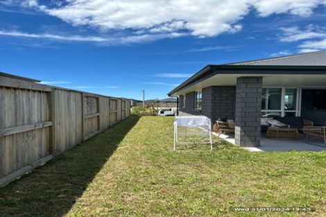 Photo of property in 11 Tamapahore Boulevard, Papamoa Beach, Papamoa, 3118