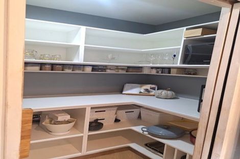 Photo of property in 17 Thomas Street, Stokes Valley, Lower Hutt, 5019