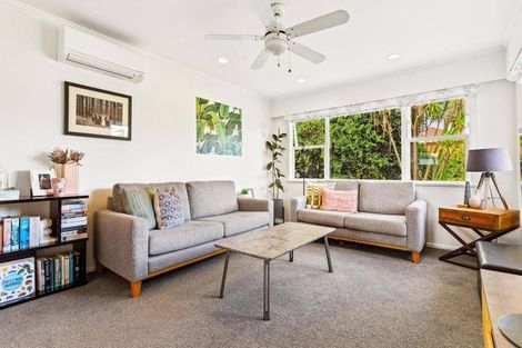 Photo of property in 19 Brennan Avenue, Te Atatu Peninsula, Auckland, 0610