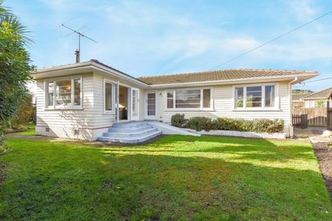 Photo of property in 1/50 Parkers Road, Tahunanui, Nelson, 7011