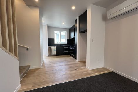 Photo of property in 30u3 Pirie Street, Mount Victoria, Wellington, 6011