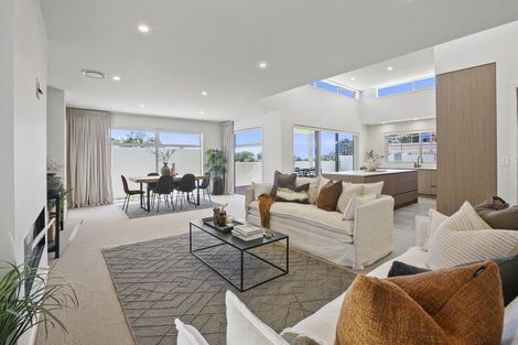 Photo of property in Mangorei Road, Strandon, New Plymouth, 4312