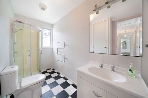 Photo of property in 22 Karaka Street, Helensville, 0800