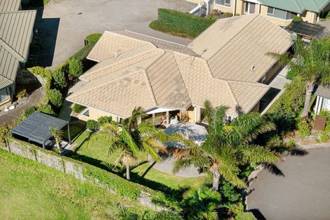 Photo of property in 18a Haven Grove, Papamoa Beach, Papamoa, 3118
