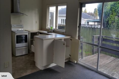 Photo of property in 1/6 Manuroa Road, Takanini, 2112