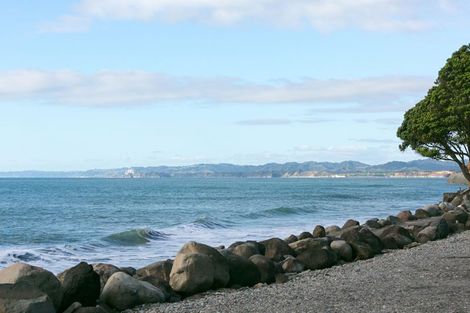 Photo of property in 20 Motukari Place, Onaero, Waitara, 4383