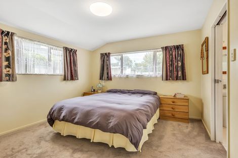 Photo of property in 425 Southland Place, Raureka, Hastings, 4120