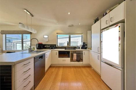 Photo of property in 250a Fergusson Drive, Heretaunga, Upper Hutt, 5018
