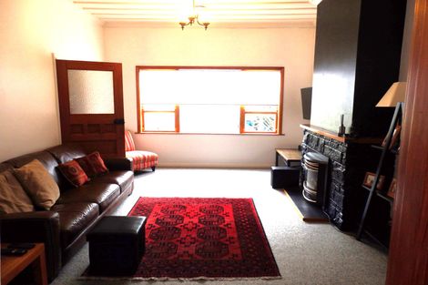 Photo of property in 16 Queen Street, Cambridge, 3434