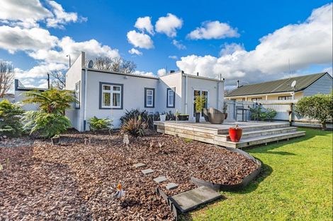 Photo of property in 670 Queen Street East, Levin, 5510