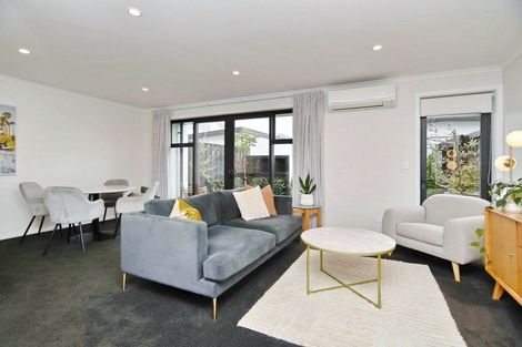 Photo of property in 15 Holmes Hanover Lane, Halswell, Christchurch, 8025