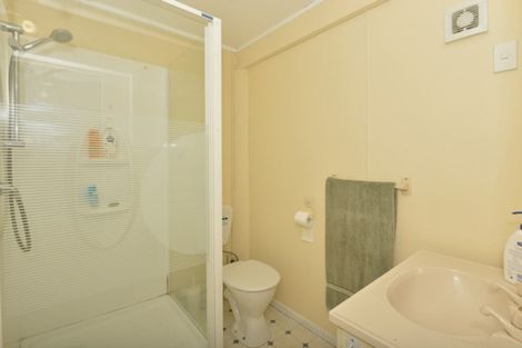 Photo of property in 28 Manaia View Road, One Tree Point, 0118