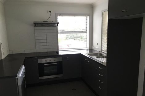Photo of property in St Claire Village, 1/172 Mcleod Road, Te Atatu South, Auckland, 0610