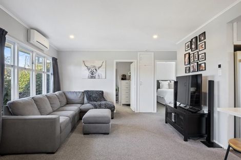 Photo of property in 15a Landscape Road, Pukekohe, 2120