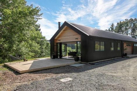 Photo of property in 685 Inland Road, Helensville, 0875