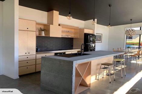 Photo of property in 2 Donegal Street, Cromwell, 9310