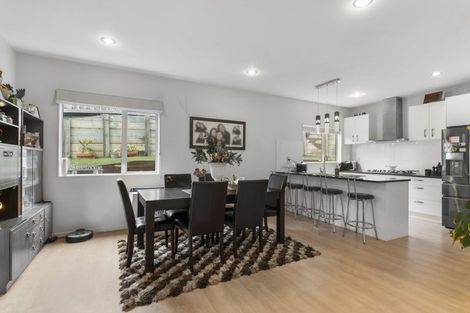 Photo of property in 76 Kaipatiki Road, Glenfield, Auckland, 0629