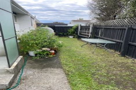 Photo of property in 25 Prestons Road, Redwood, Christchurch, 8051