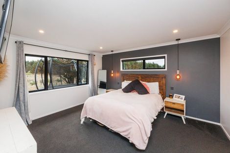 Photo of property in 13 Oxnam Place, Foxton Beach, Foxton, 4815