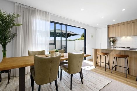 Photo of property in 2/102 Swayne Road, Cambridge, 3434