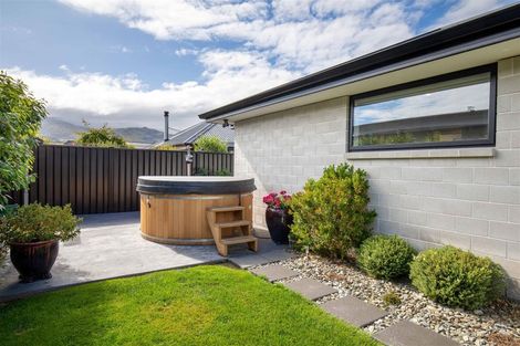Photo of property in 28 Olds Crescent, Cromwell, 9310
