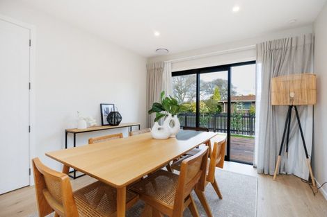 Photo of property in 42a Batt Street, West End, Palmerston North, 4410