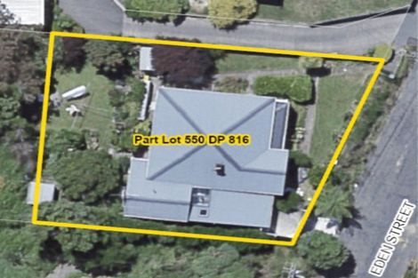 Photo of property in 66 Eden Street, Island Bay, Wellington, 6023