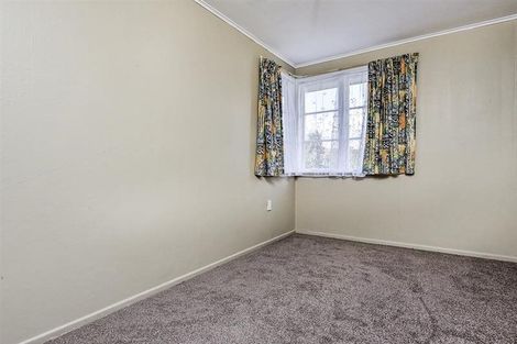 Photo of property in 17 Sheehan Road, Te Atatu South, Auckland, 0610