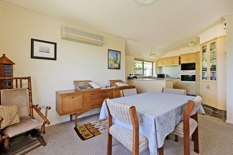 Photo of property in 7 Saint Hill Rise, Havelock North, 4130