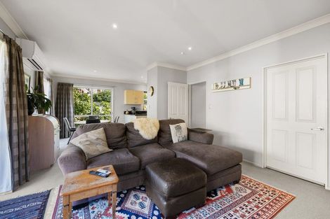 Photo of property in 54 Willowview Drive, Redwood, Christchurch, 8051