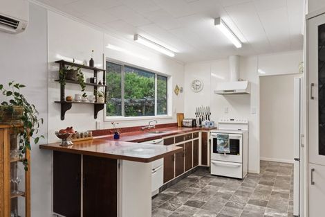 Photo of property in 57 Seddon Crescent, Whataupoko, Gisborne, 4010