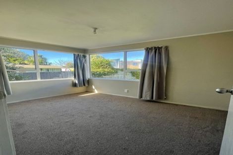 Photo of property in 1 Hobman Place, Manurewa, Auckland, 2102