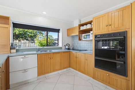 Photo of property in 11 Fern Grove, Taradale, Napier, 4112