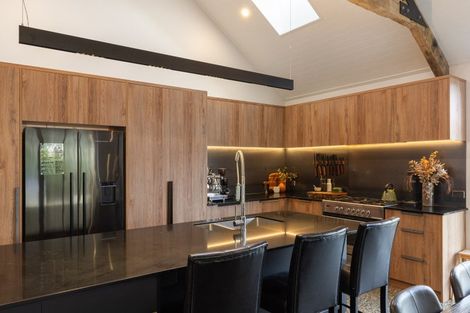 Photo of property in 52 Cunninghams Drive, Jacks Point, Queenstown, 9371