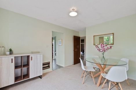 Photo of property in 8 Gatonby Place, Avonhead, Christchurch, 8042