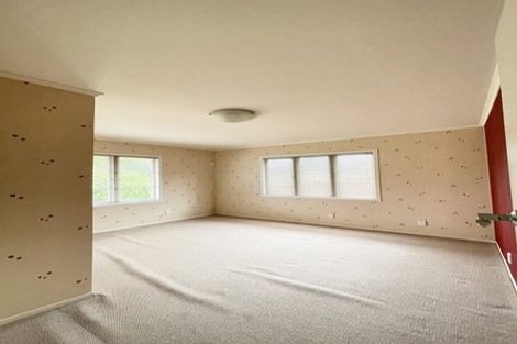 Photo of property in 13 Edwards Avenue, Henderson, Auckland, 0610