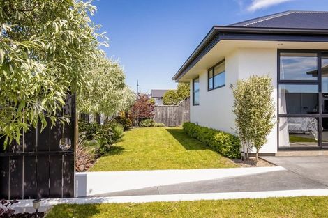 Photo of property in 35 Kahuraki Drive, Pegasus, 7612