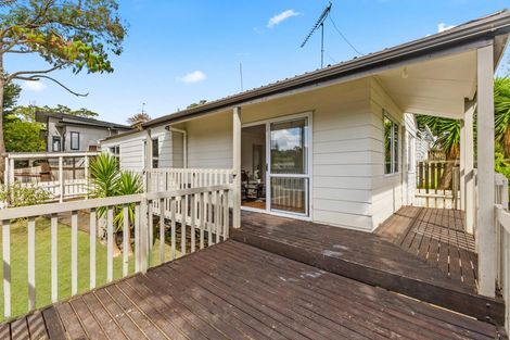 Photo of property in 2/39 Bayview Road, Bayview, Auckland, 0629