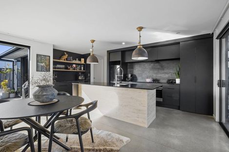 Photo of property in 15 Desmond Place, Bell Block, New Plymouth, 4312
