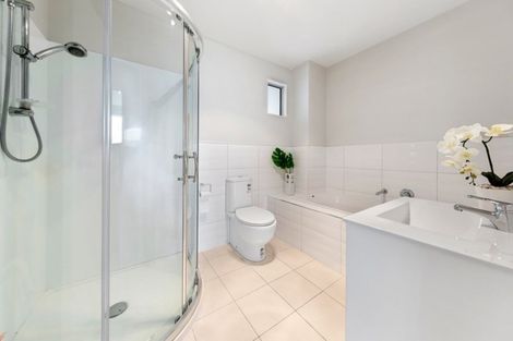 Photo of property in 25 Phar Lap Crescent, Takanini, 2112