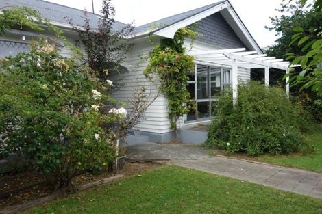 Photo of property in 16 Rudleigh Avenue, Upper Riccarton, Christchurch, 8041