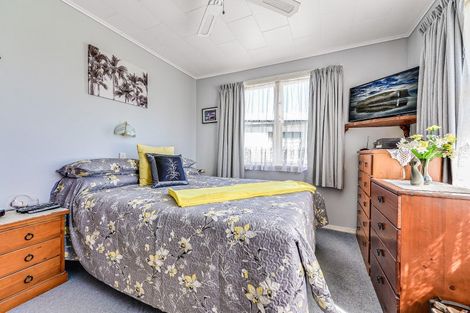 Photo of property in 28 Rosalind Street, Deanwell, Hamilton, 3206