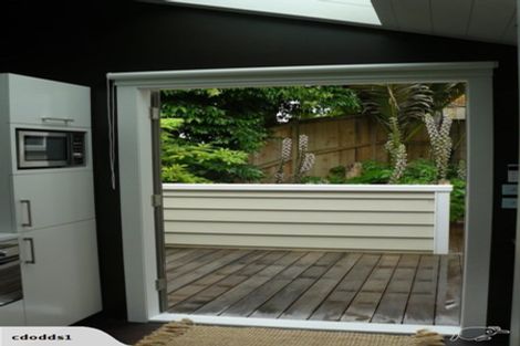 Photo of property in 20 Seabreeze Road, Narrow Neck, Auckland, 0624