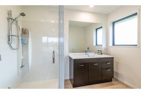 Photo of property in 205 High Street, Oxford, 7430