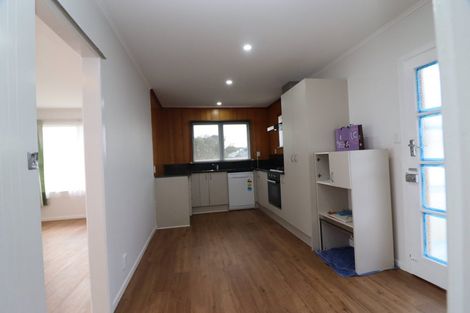 Photo of property in 2/95 Pakuranga Road, Pakuranga, Auckland, 2010
