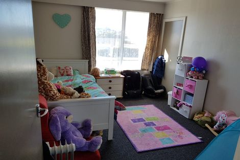 Photo of property in 56 Te Pene Avenue, Titahi Bay, Porirua, 5022