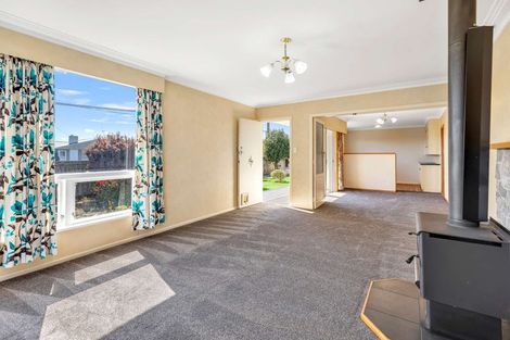 Photo of property in 32 Parsons Avenue, Levin, 5510