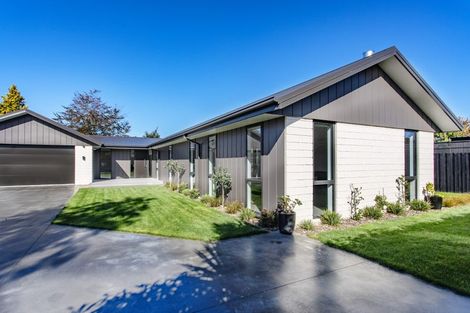 Photo of property in 141 West Belt, Rangiora, 7400